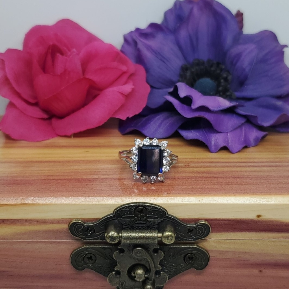 Sapphire Ring